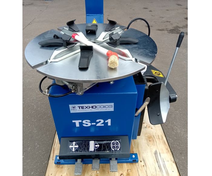 Комплект шиномонтажного оборудования Техносоюз TS-21 + TS-550