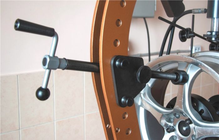 Станок для правки дисков Sibek Фаворит-Престиж (без электропривода), для легкосплавных дисков