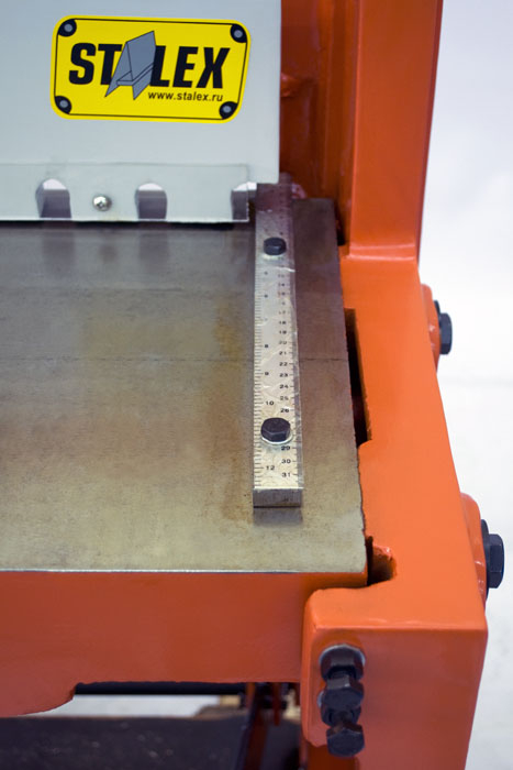 Гильотина ножная STALEX Q01-1.5X1320