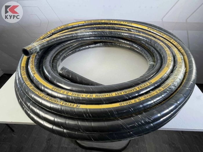 Комплект COMFORT+ на базе пескоструйного аппарата PSТ-250 с КПДУ, 32х48мм, рукав 20м, сопло 6,4мм