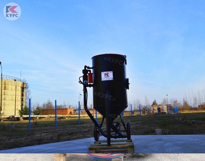 Комплект COMFORT+ на базе пескоструйного аппарата PSТ-250 с КПДУ, 32х48мм, рукав 20м, сопло 6,4мм