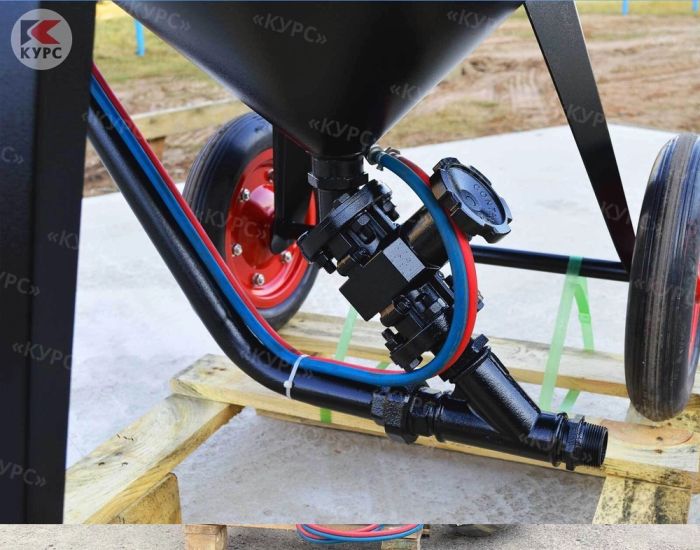 Комплект COMFORT+ на базе пескоструйного аппарата PSТ-250 с КПДУ, 32х48мм, рукав 20м, сопло 6,4мм