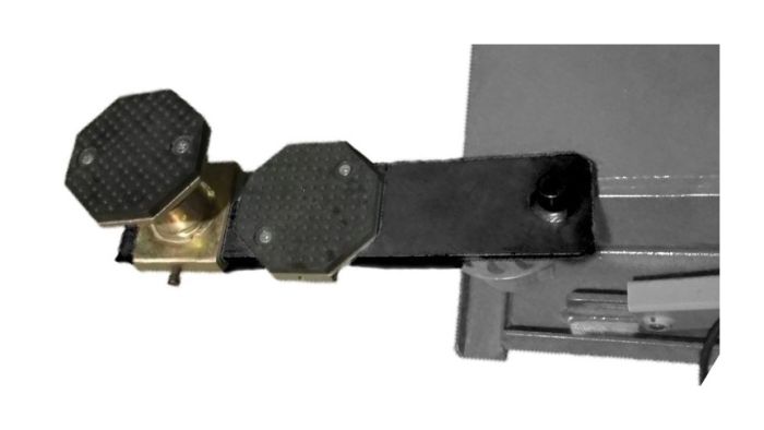 Подъемник автомобильный ножничный 2,5 тонны KraftWell KRW260B, пневматический