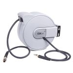 Шланг для раздачи сжатого воздуха, воды KraftWell KRW1731.C8, на катушке, 8х12мм, 15 м