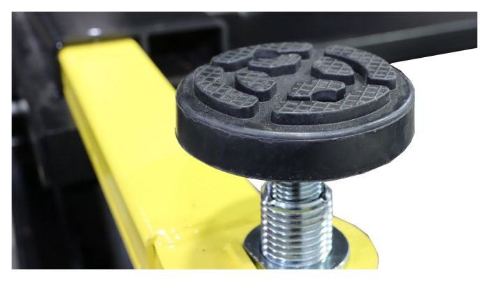 Подъемник четырехстоечный 4 тонн KraftWell QUATTRO 4W5.0, электрогидравлический, для сход-развала, 380В