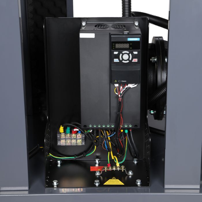 Винтовой компрессор Nordberg NCF15RD, прямой привод, 10 бар, IP23, 1550л/мин, 11кВт, 410л, с ЧП и осушителем