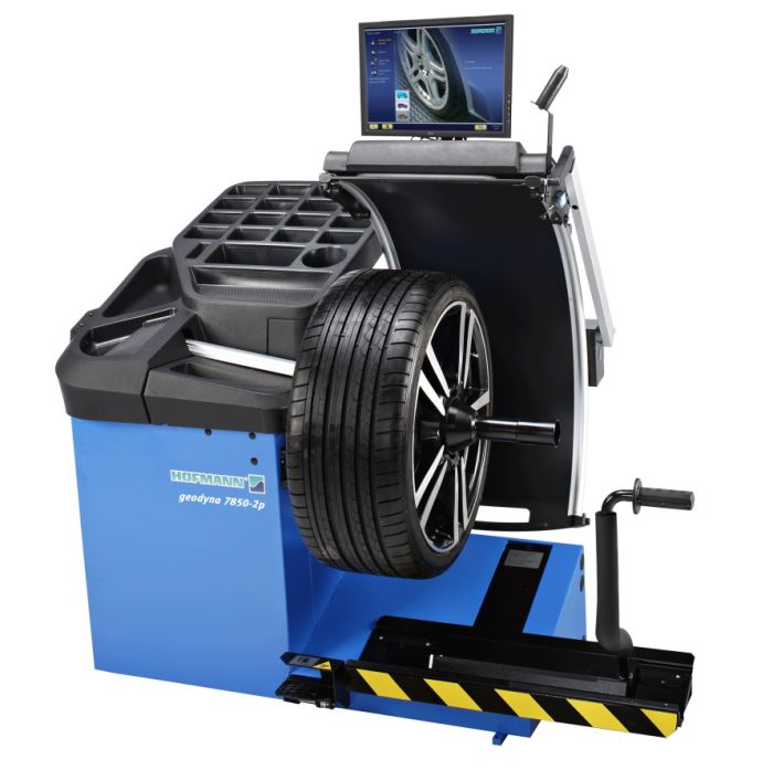 Балансировочный станок Hofmann Geodyna 7850-2p, легковой, автоматический, 220В, с пневмолифтом