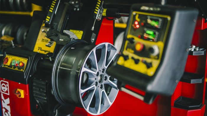 Станок для правки дисков ATEK Pangea 12"-28", электрогидравлический, для легкосплавных дисков, 380В