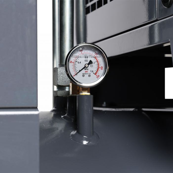 Винтовой компрессор Nordberg NCF15RD, прямой привод, 10 бар, IP23, 1550л/мин, 11кВт, 410л, с ЧП и осушителем