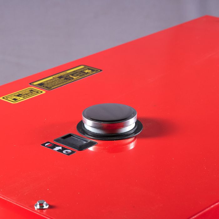 Дизельный генератор с электростартером Fubag DS 6500 AC ES, с коннектором автоматики, 220В, 26,1А