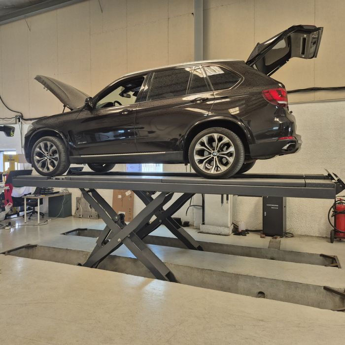 Подъемник автомобильный ножничный 5,5 тонны Nordberg N635-5,5G_380_H серый, гидравлический, 380В