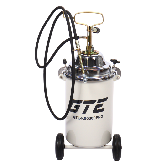 Нагнетатель смазки (солидолонагнетатель) ручной GTE GTE-K50300PRO, с емкостью 13кг