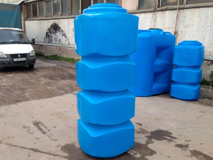 Емкость прямоугольная Polimer-Group F 1000, 1000 литров, синяя