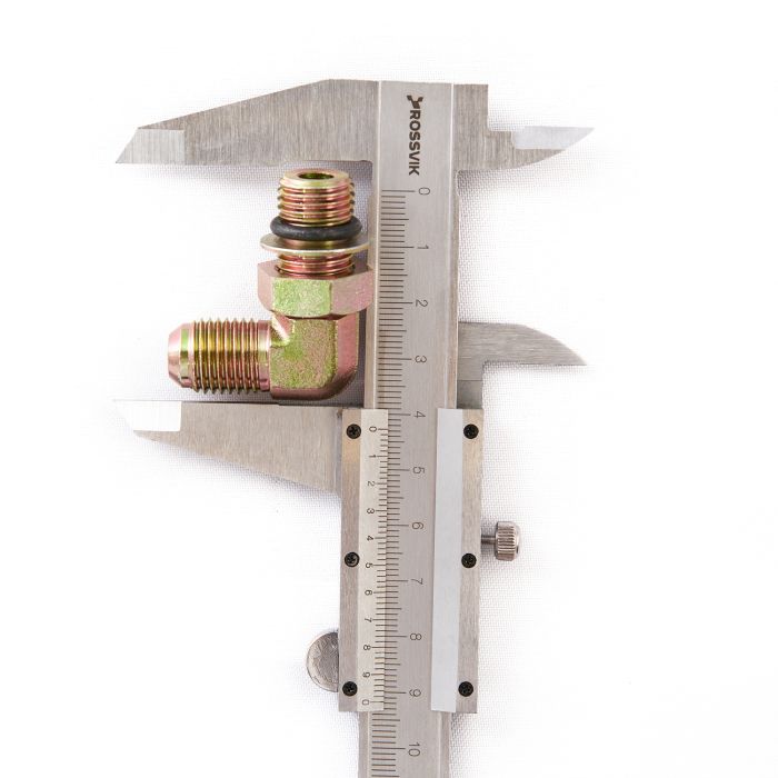 Фитинг для соединения гидростанции и гидрошланга T4