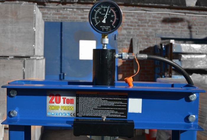 Пресс гидравлический ручной 20 тонн EQFS ES0500-3, напольный, гаражный