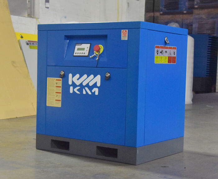 Винтовой компрессор KraftMachine KM7.5-8рВ-ЧРП, прямой привод, 8 бар, IP54, 1200л/мин, с частотным преобразователем