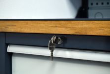 Верстак слесарный Верстакофф FBK 1551.16.3-2FR, 1 тумба, с экраном, подсветка