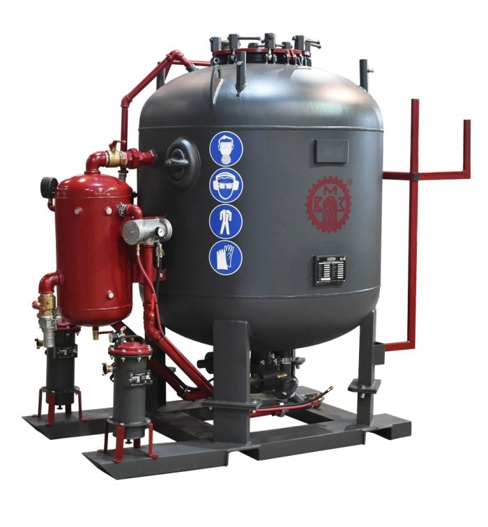 Пескоструйная установка двухпостовая ВМЗ DSG-1000, напорная, 900л, 54м2/час, с ДУ