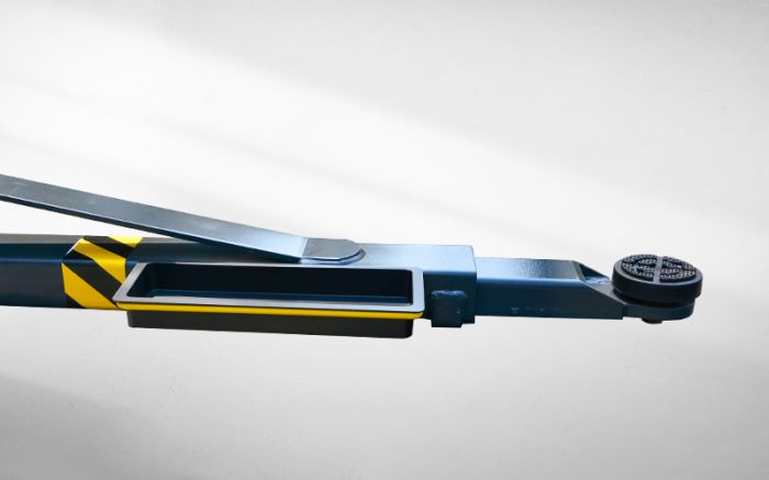 Подъемник двухстоечный автомобильный 4 тонны ATIS E240SAC серый, электрогидравлический, 220/380В