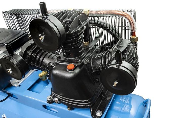 Поршневой компрессор Станкоимпорт ACH44513, ременной привод, 445 л/мин, 100л, 220В