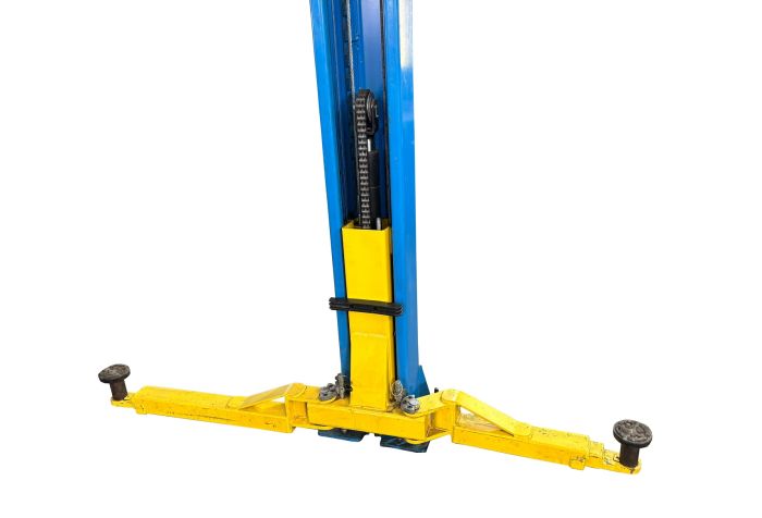 Подъемник двухстоечный автомобильный 4 тонны Техносоюз TS-1114MR, электрогидравлический, 220/380В