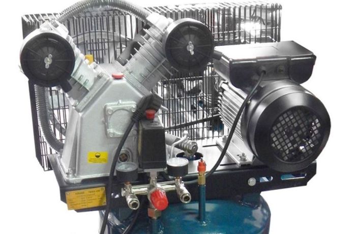 Поршневой компрессор Forsage F-TB265-100(vertical), ременной привод, масляный, 250 л/мин, 220В