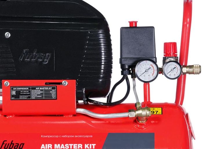 Поршневой компрессор FUBAG AIR MASTER KIT, коаксиальный привод, масляный, 222 л/мин, 220В