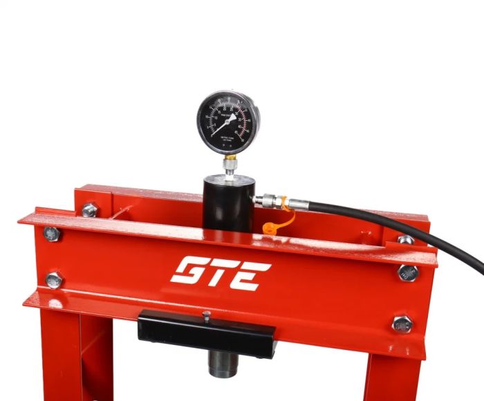 Пресс пневмогидравлический 20т GTE GTE-HPP13030, ручной, напольный