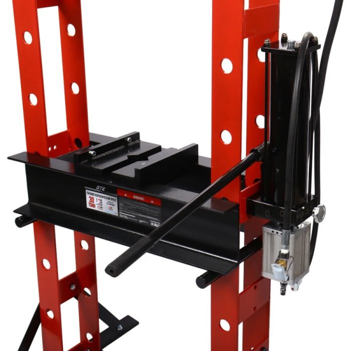 Пресс пневмогидравлический 20т GTE GTE-HPP13030, ручной, напольный