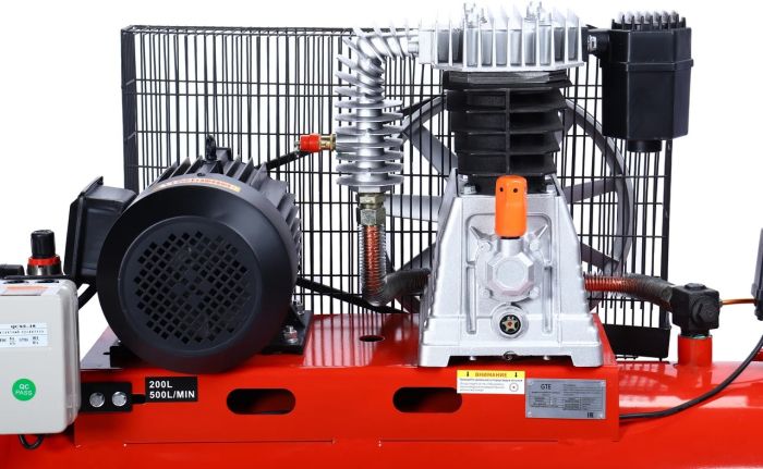 Поршневой компрессор GTE GTE-MR200A500A, ременной, 500л/мин, 200л, 380В
