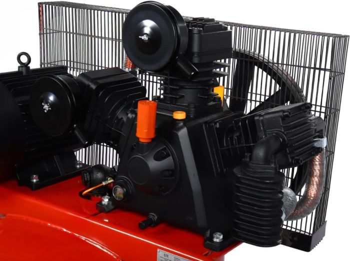 Поршневой компрессор GTE GTE-MR4B300700A, ременной, 700л/мин, 300л, 380В