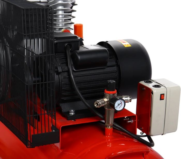 Поршневой компрессор GTE GTE-MR200A500B, ременной, 500л/мин, 200л, 220В