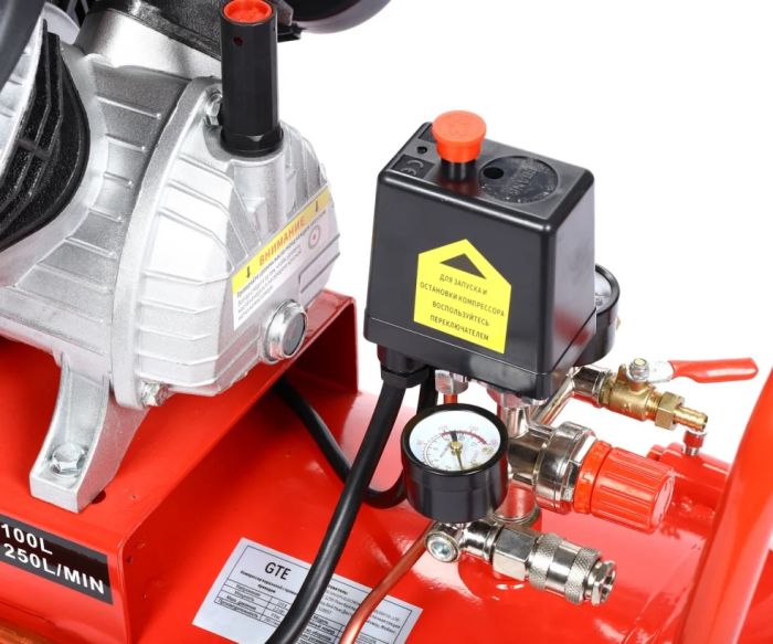 Поршневой компрессор GTE GTE-MC100X250B, прямой V-образ., 250л/мин, 100л, 220В