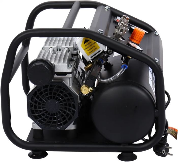 Поршневой компрессор GTE GTE-HMP008060B, поршневой безмасляный, 60л/мин, 8л, 220В