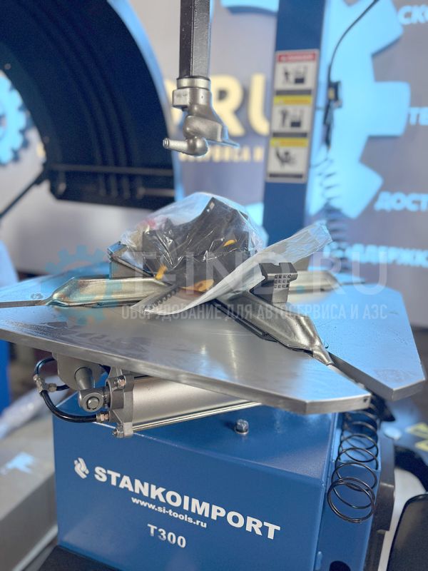 Шиномонтажный станок легковой Станкоимпорт T300, полуавтоматический, 220В