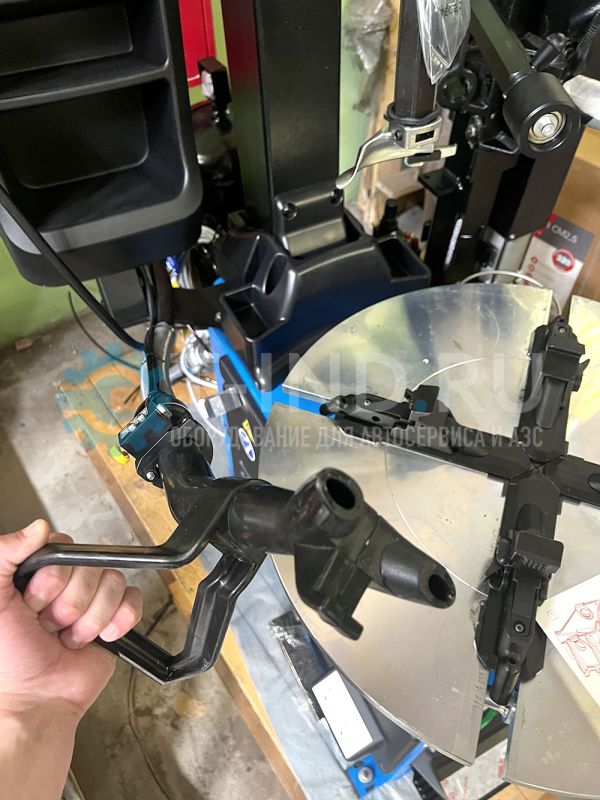 Шиномонтажный станок легковой Hofmann Monty 3300-24 SmartSpeed GP, автоматический, 220В, с третьей рукой