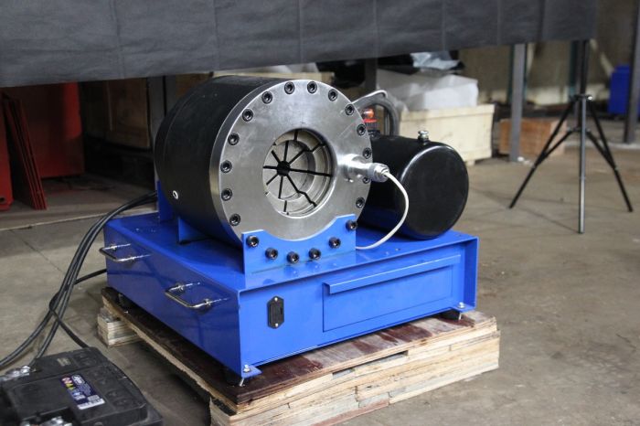 Сервисный обжимной пресс ИрГидроМаш MK-60A