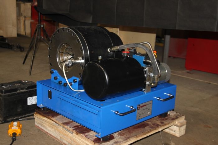 Сервисный обжимной пресс ИрГидроМаш MK-60A