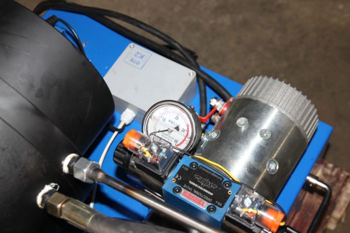 Сервисный обжимной пресс ИрГидроМаш MK-60A