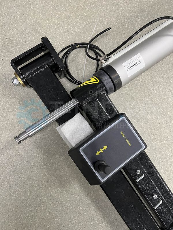 Третья рука для шиномонтажного станка KraftWell PH-1, для низкопрофильных шин