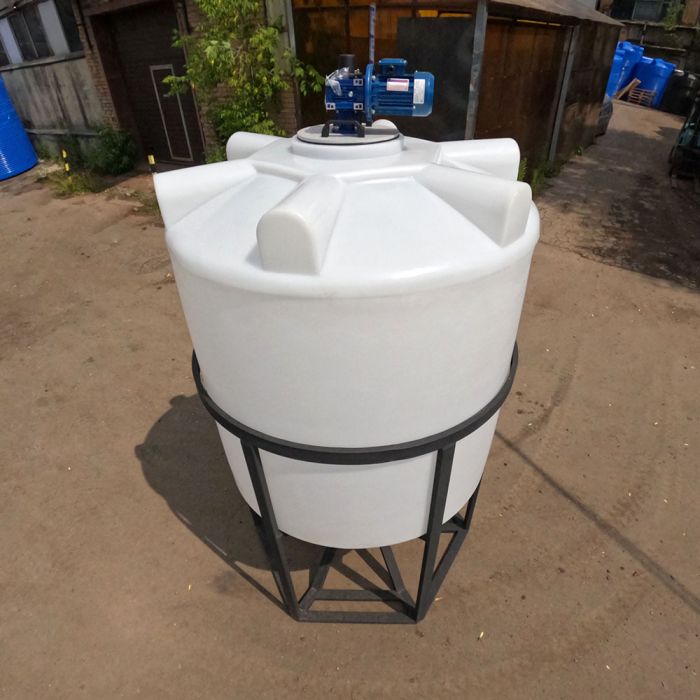 Емкость конусообразная Polimer-Group K 2000, в обрешетке, 2000л, с лопастной мешалкой