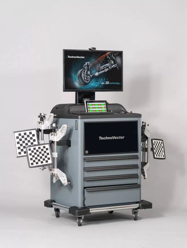 Стенд сход-развал 3D для грузовиков, до 4-х осей одновременно ТехноВектор 7 Truck P 7204 HTS4