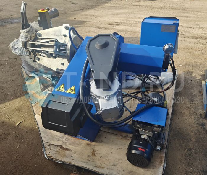 Шиномонтажный станок грузовой Техносоюз TS-26D, полуавтоматический, 380В