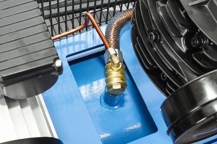 Поршневой компрессор Станкоимпорт ACH44513, ременной привод, 445 л/мин, 100л, 220В