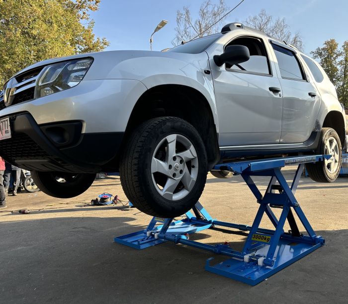 Подъемник автомобильный ножничный 3 тонны Техносоюз TS-1502, электрогидравлический, 220В