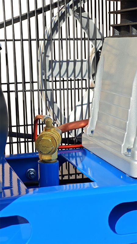 Поршневой компрессор Станкоимпорт ACH39013, ременной привод, 390 л/мин, 100л, 380В