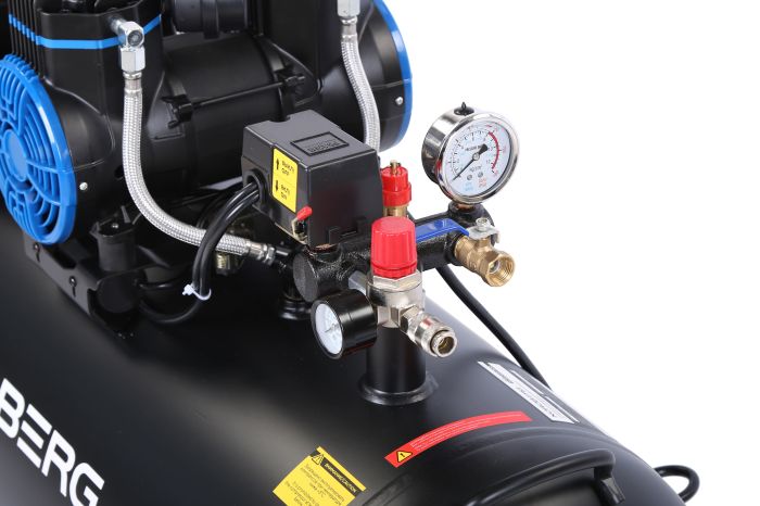 Поршневой компрессор NORDBERG NCEO120/500, прямой привод, безмасляный, 500л/мин, 125л, 220В